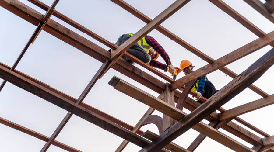 Professional gutter cleaning services in North Charleston, SC